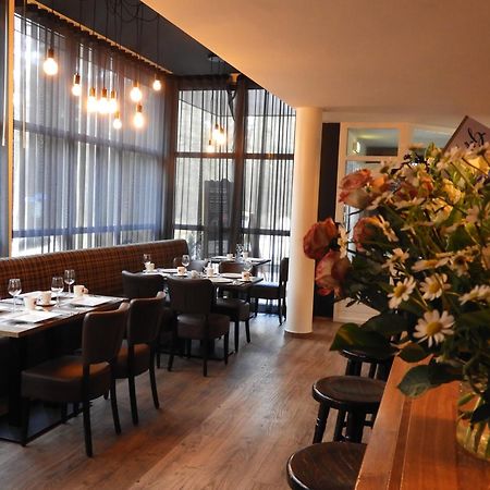 Hotel Pension De Tipmast Bladel Bagian luar foto