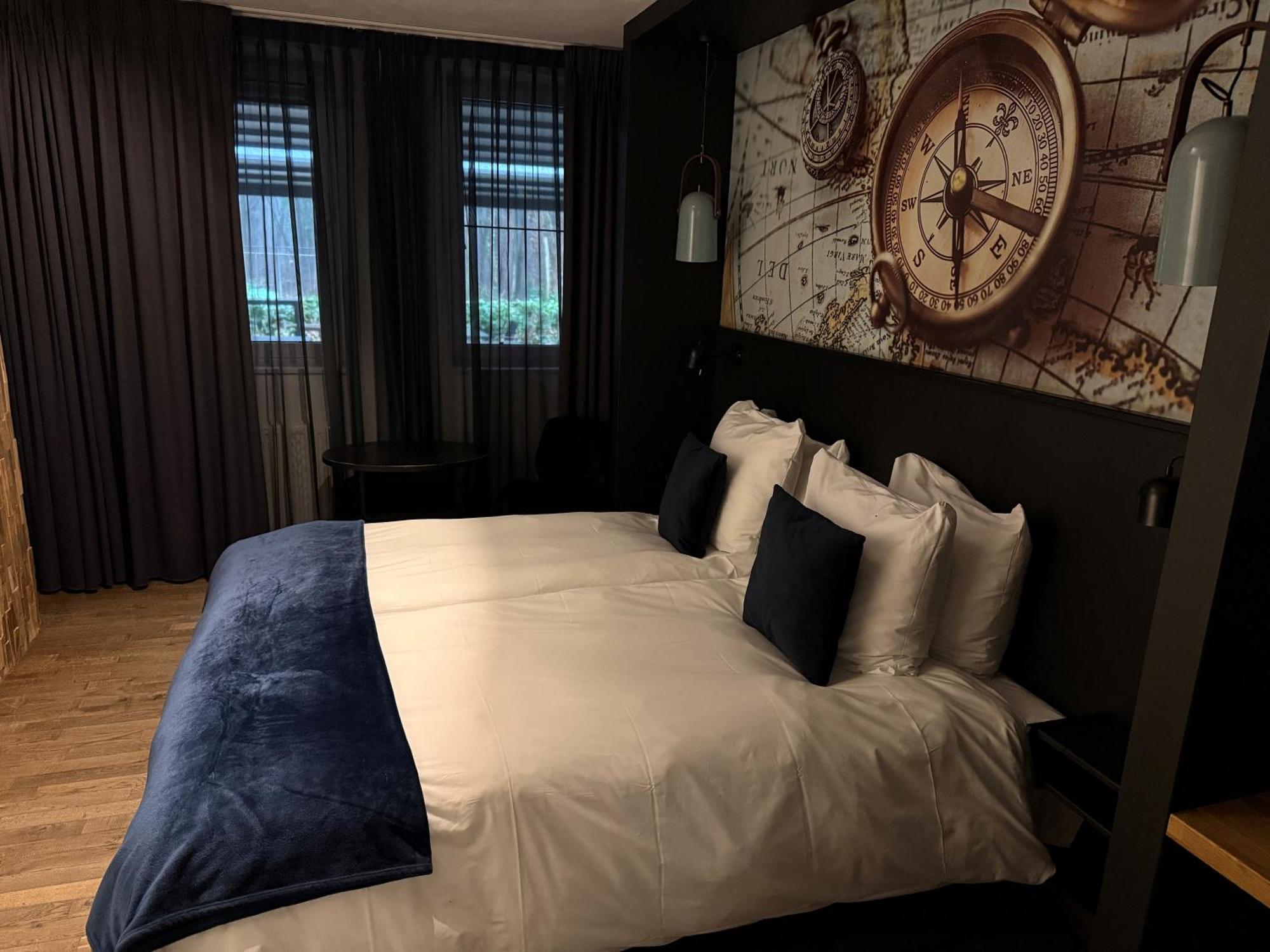 Hotel Pension De Tipmast Bladel Bagian luar foto